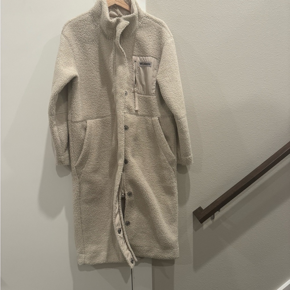 Columbia Cream Sherpa Jacket with Button Closure